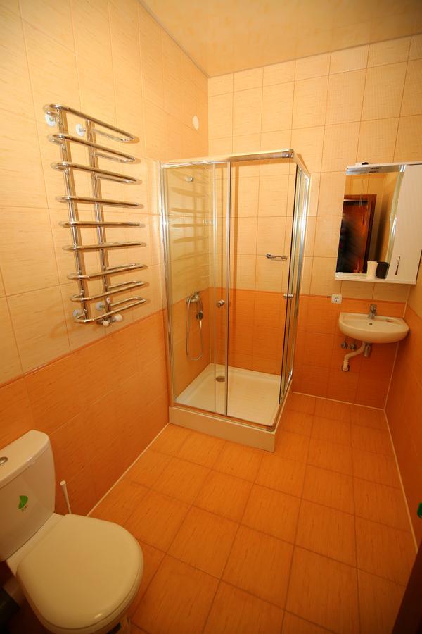 Пори Року Guest House Sîneak Exterior foto